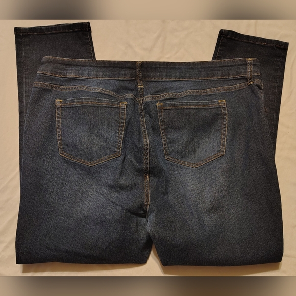 Torrid High Rise Skinny Women's Jeans (2) Pairs Size 18 Short - Picture 5 of 10